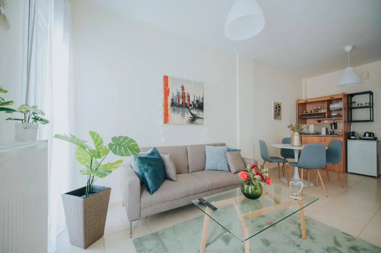 In The Heart Of Thessaloniki Apartment